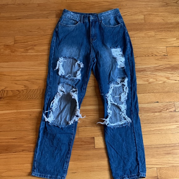 SHEIN - high waisted baggy super ripped jeans - 2 pairs - Picture 3 of 5